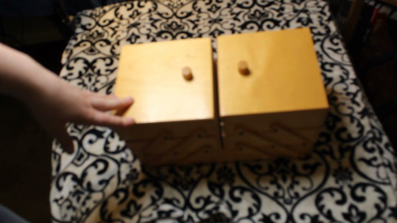 Storage Solutions: Accordion Sewing Box