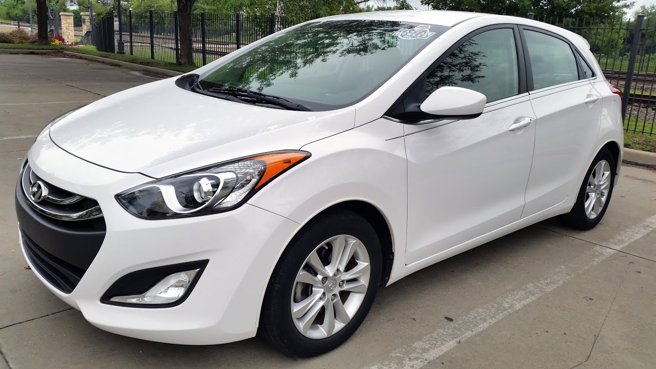 2013 Hyundai Elantra GT Hatchback - 34k (Monaco White)