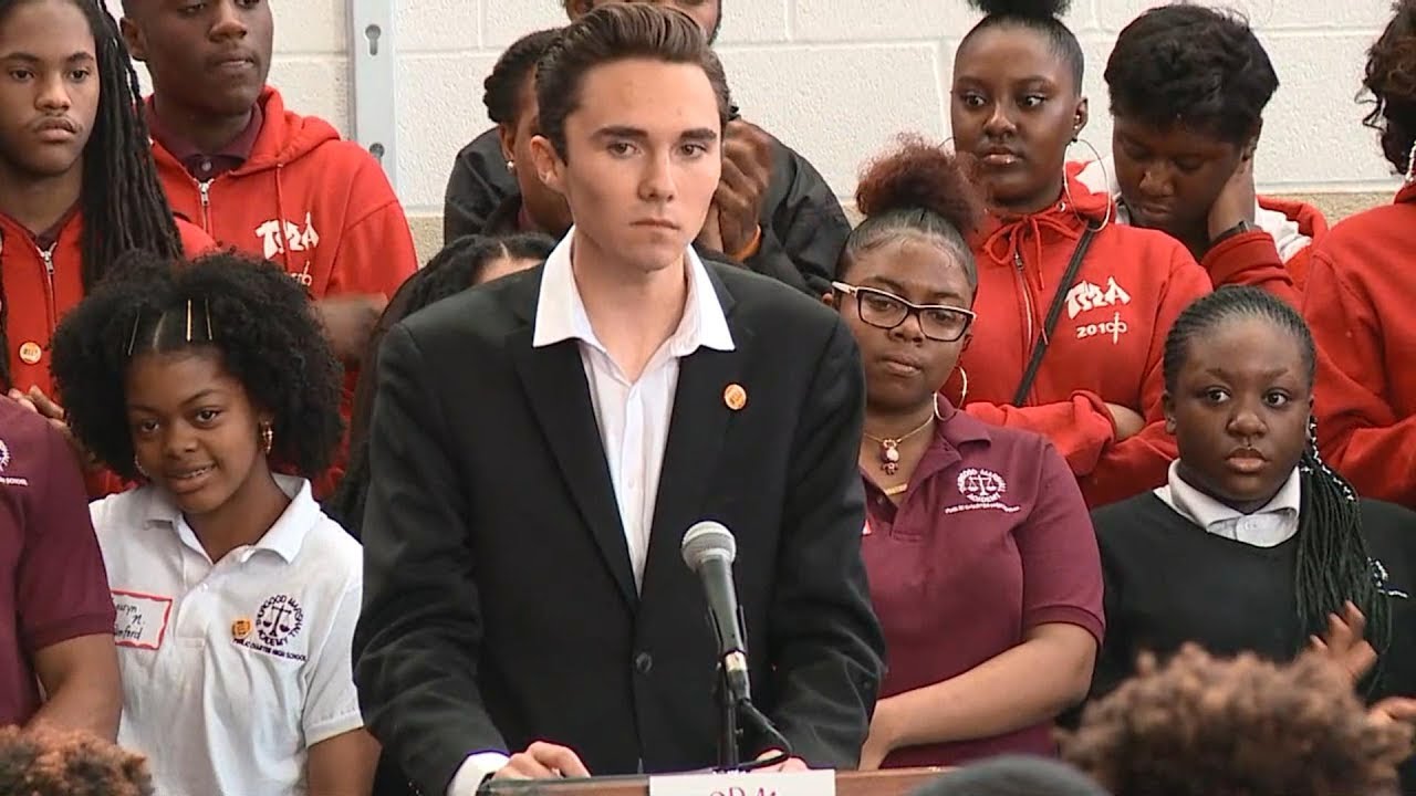 Marjory Stoneman Douglas students attend #NeverAgain rally | ABC News