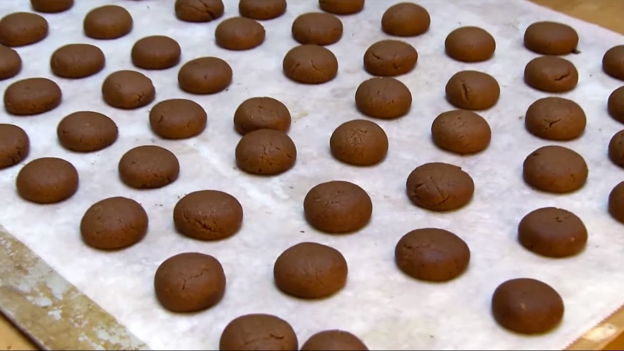 Staartpepernoten bakken met Cees Holtkamp