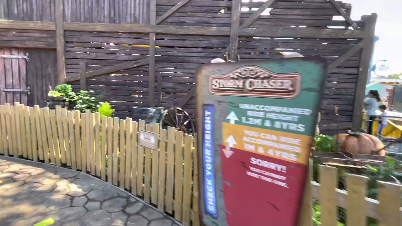 Storm Chaser Queue Line Walkthrough | Paultons Park | Tornado Springs