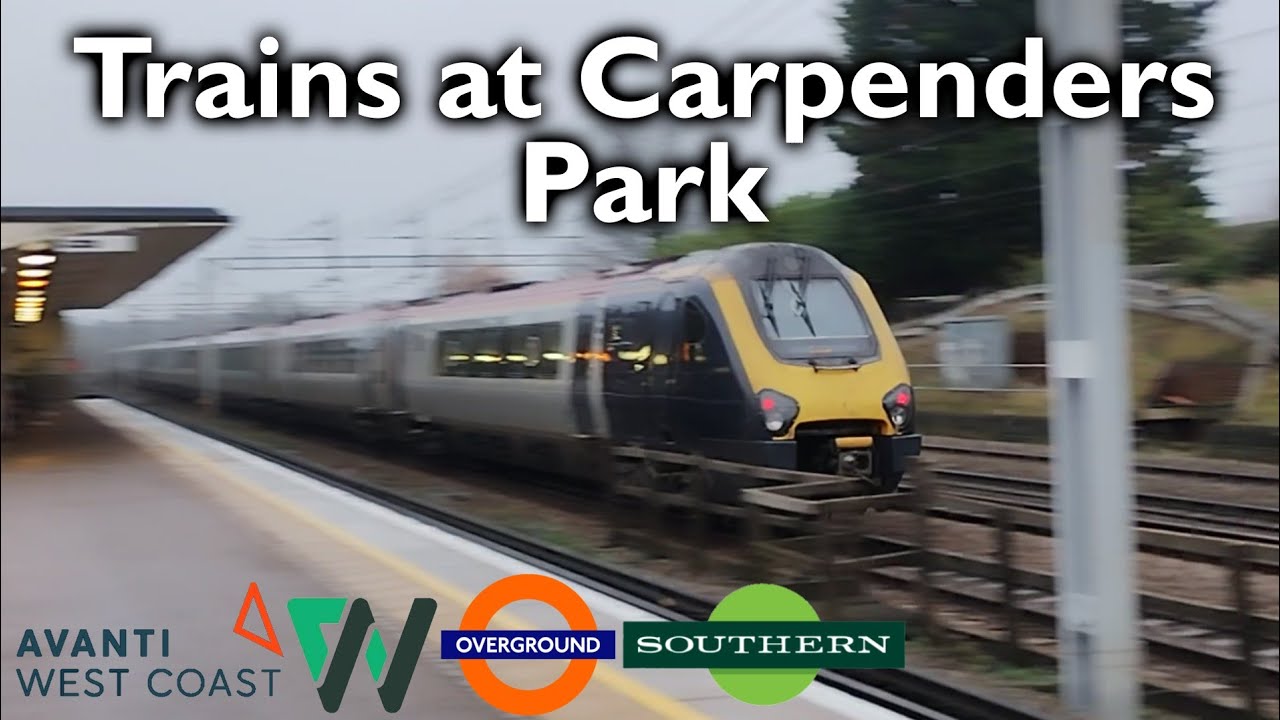 Trains at Carpenders Park (30/11/24)