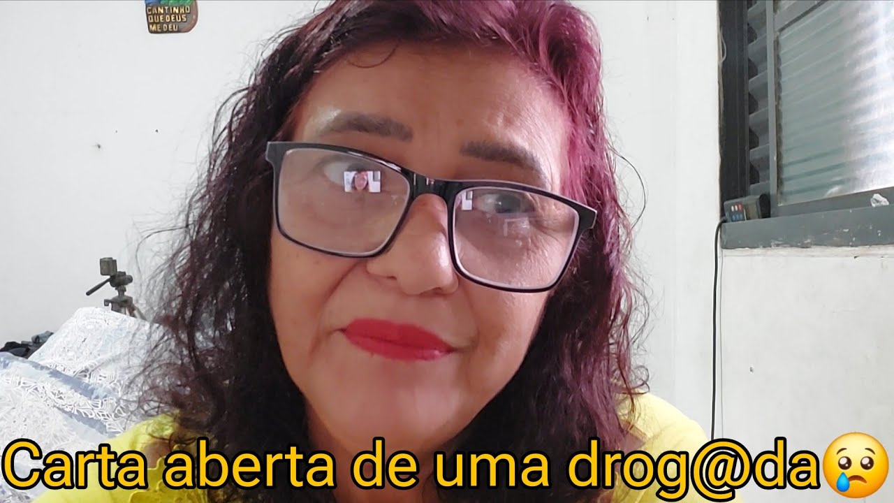Desabafo de uma usuária e mãe ela quer parar!18 anos limpa  depois... que triste 😢 