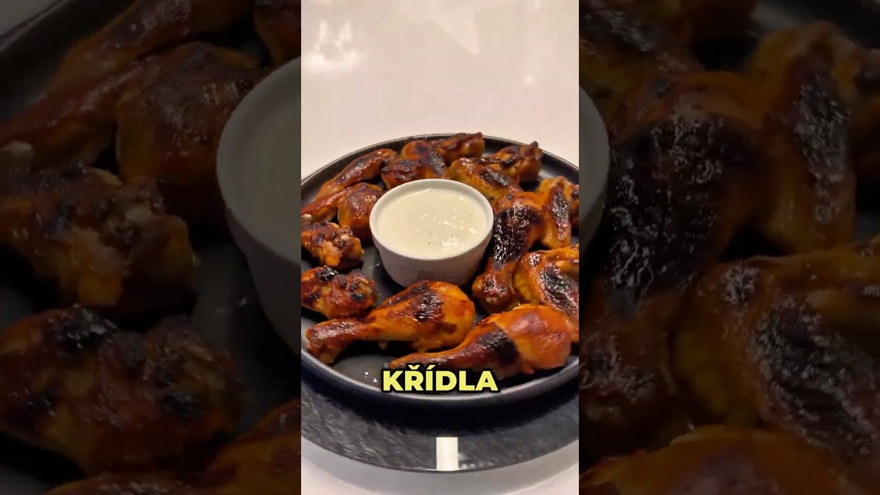 Kuřec&iacute; kř&iacute;dla a paličky na medu🍯