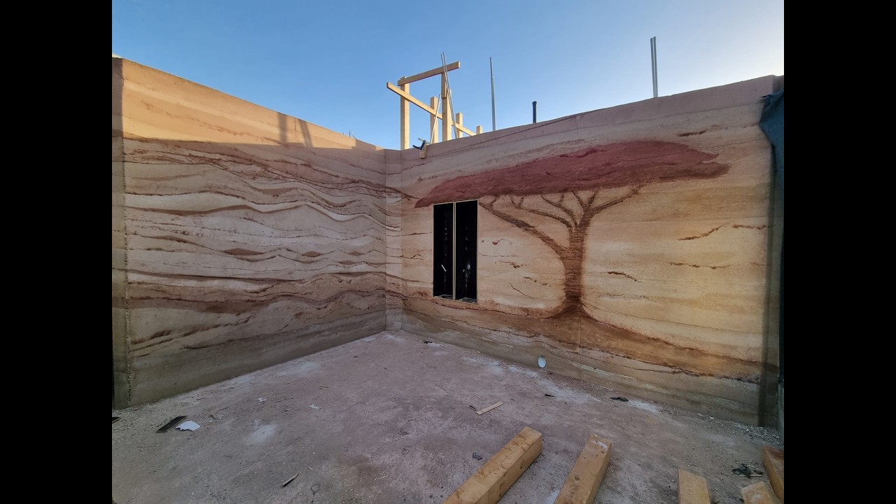 מעקב בנייה - קירות אדמה נגוחה - קליניקה / מרפסת חצר - בית זהרוני, עין יהב