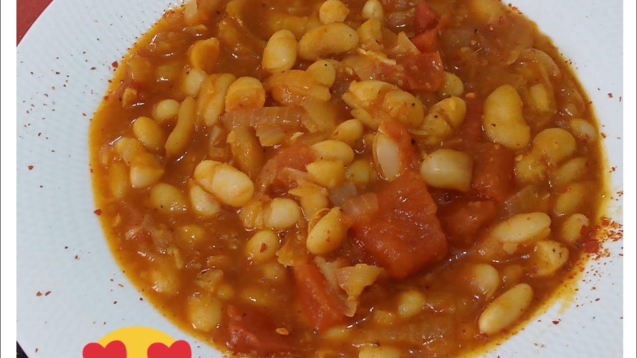 لوبيا بيضاء بصل وطماطم جات عسل وحارة واش نقولك