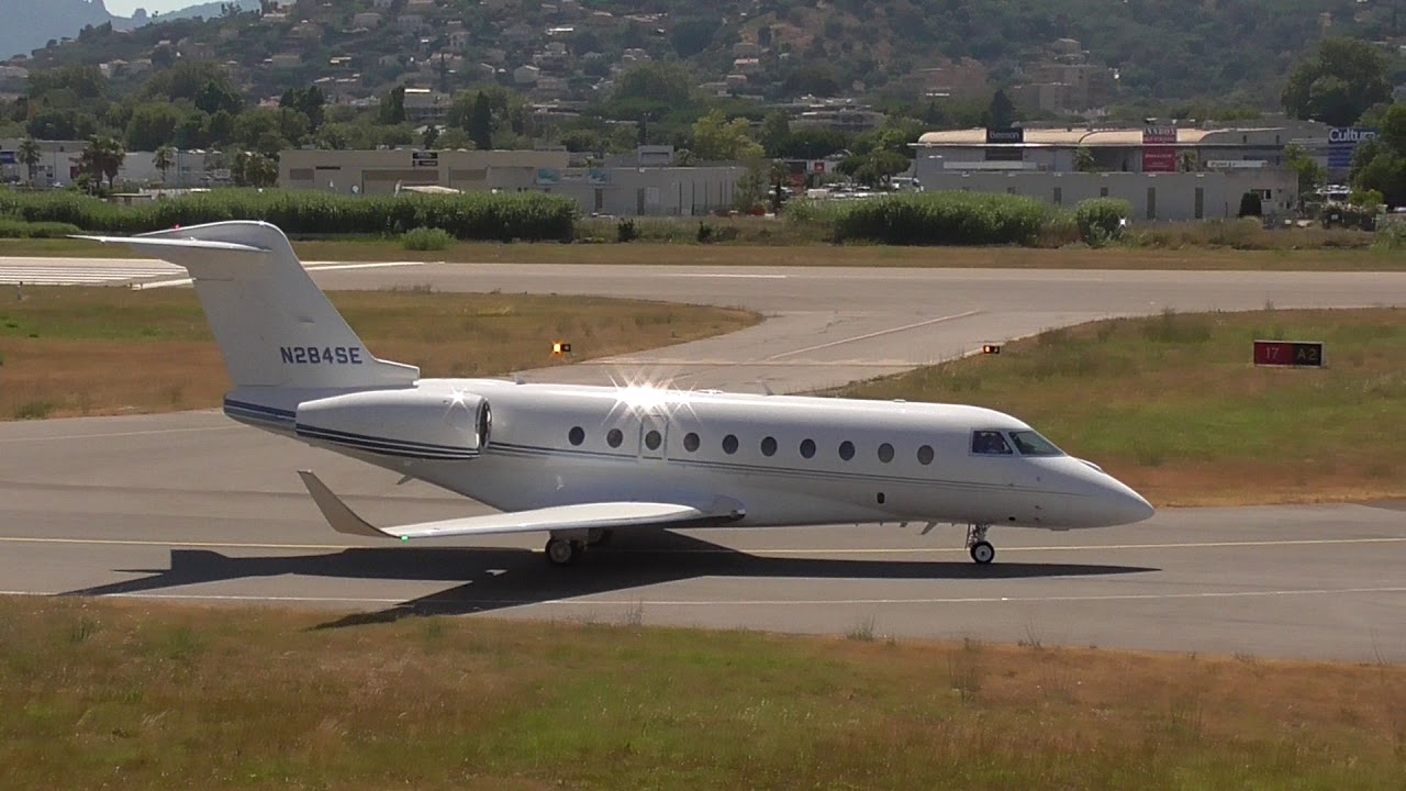 Beautiful Gulfstream G280 Taking-off from Cannes Mandelieu