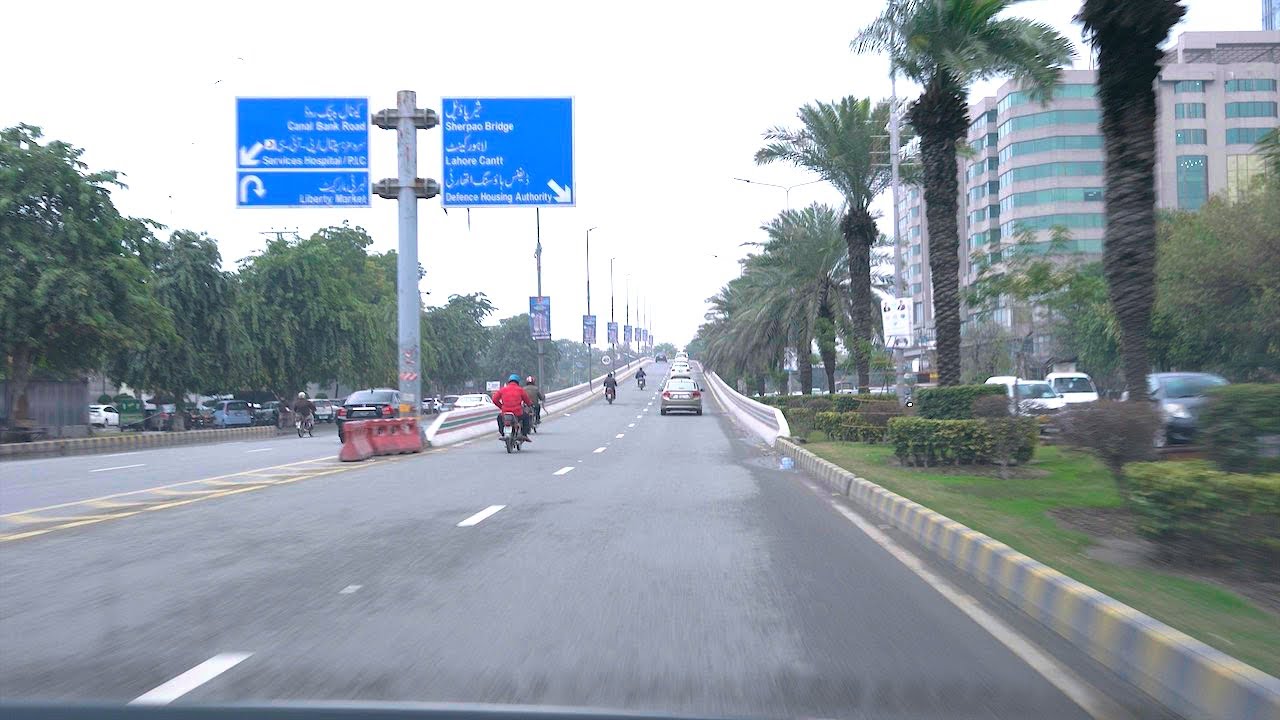 Gulberg & Jail Road 8K HDR Drive (2022) 🇵🇰 | Virtual Tour of Lahore, Pakistan's Elite Hub