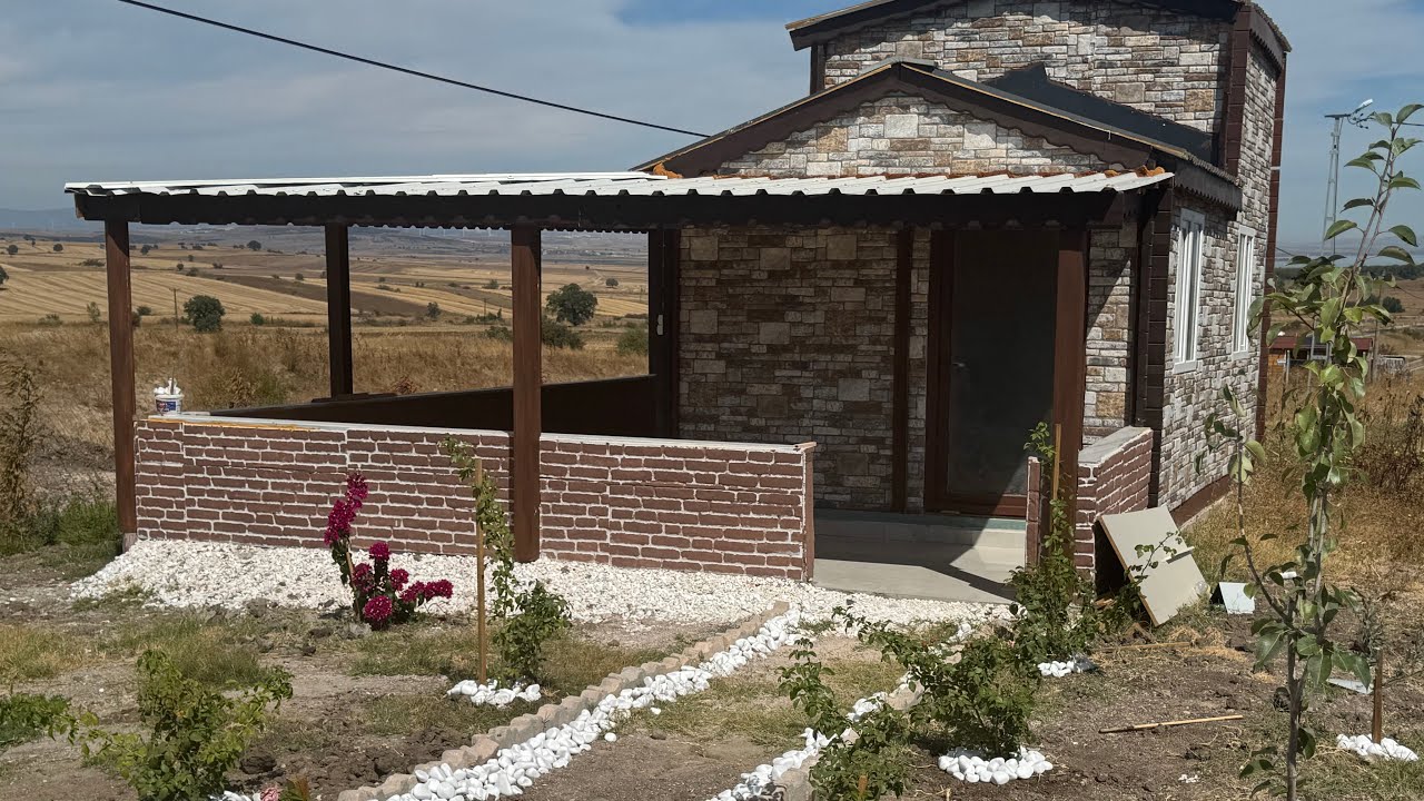   (SATILDI)BALIKESİR GÖNEN UYGUN FİATLI GÖL MANZARALI  MÜSTAKİL EV 