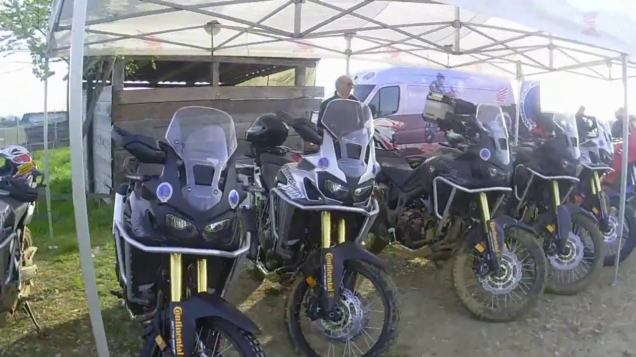 2016 March 26/27 - True Adventure Offroad Academy (CRF1000L) Africa Twin at work