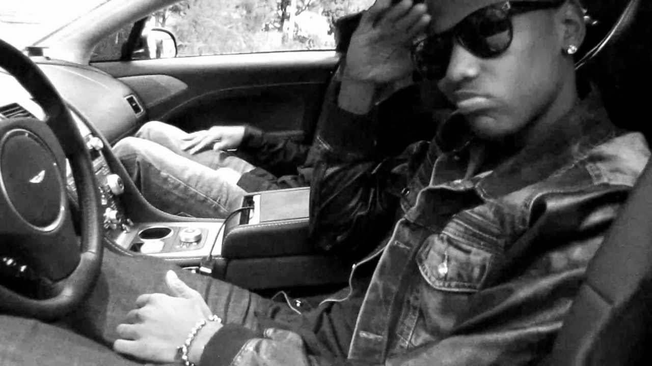 Freck Billionaire - Homecoming King (For The Paper) Starring Fabolous [Official Video]