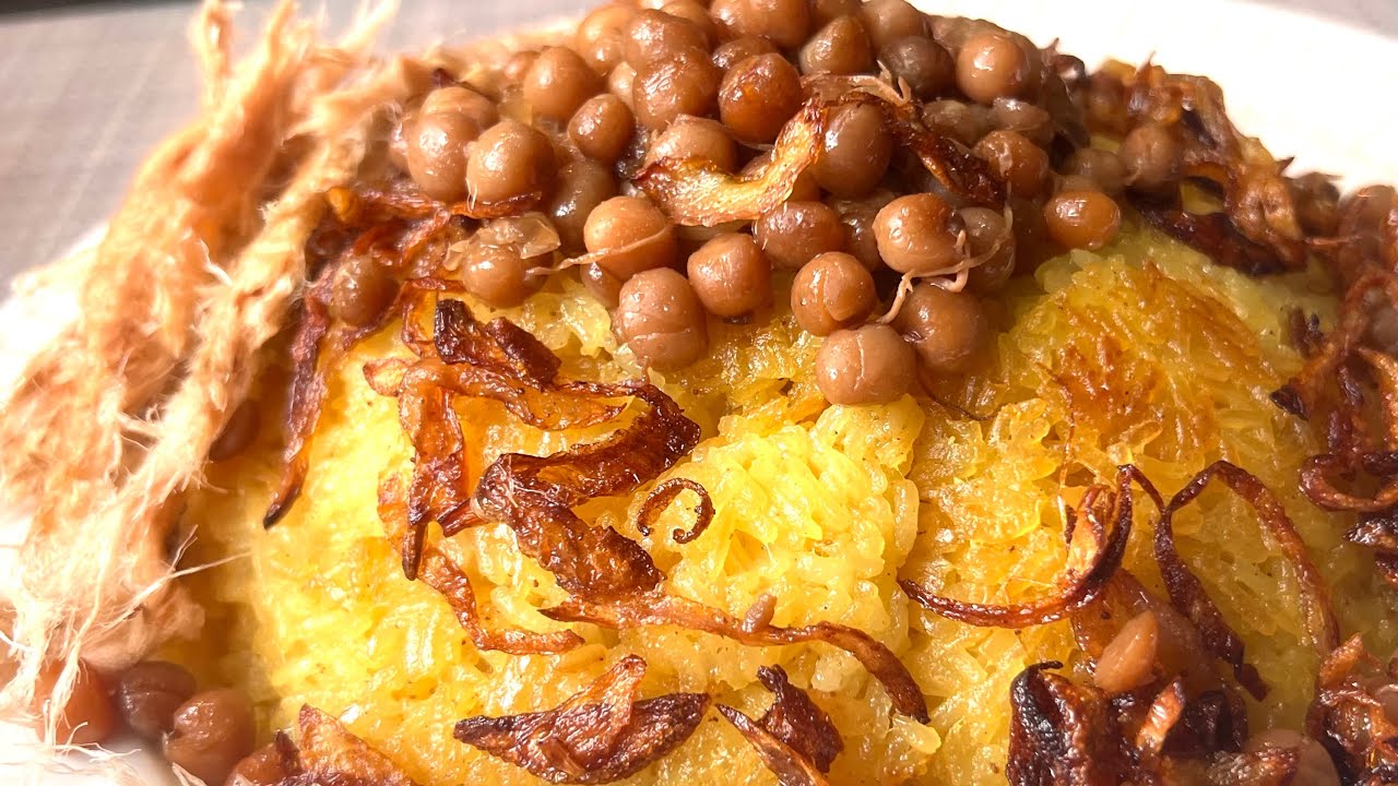 ဆီထမင်း အုန်းနို့ နင့် ထိုးနည်း Turmeric Glutinous Rices with Coconut Milk Burmese’s Style