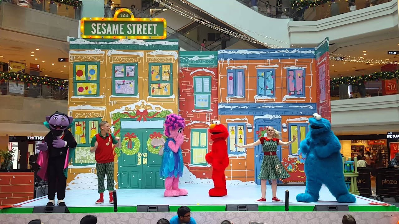 Sesame Street Meet & Greet At Plaza Singapura
