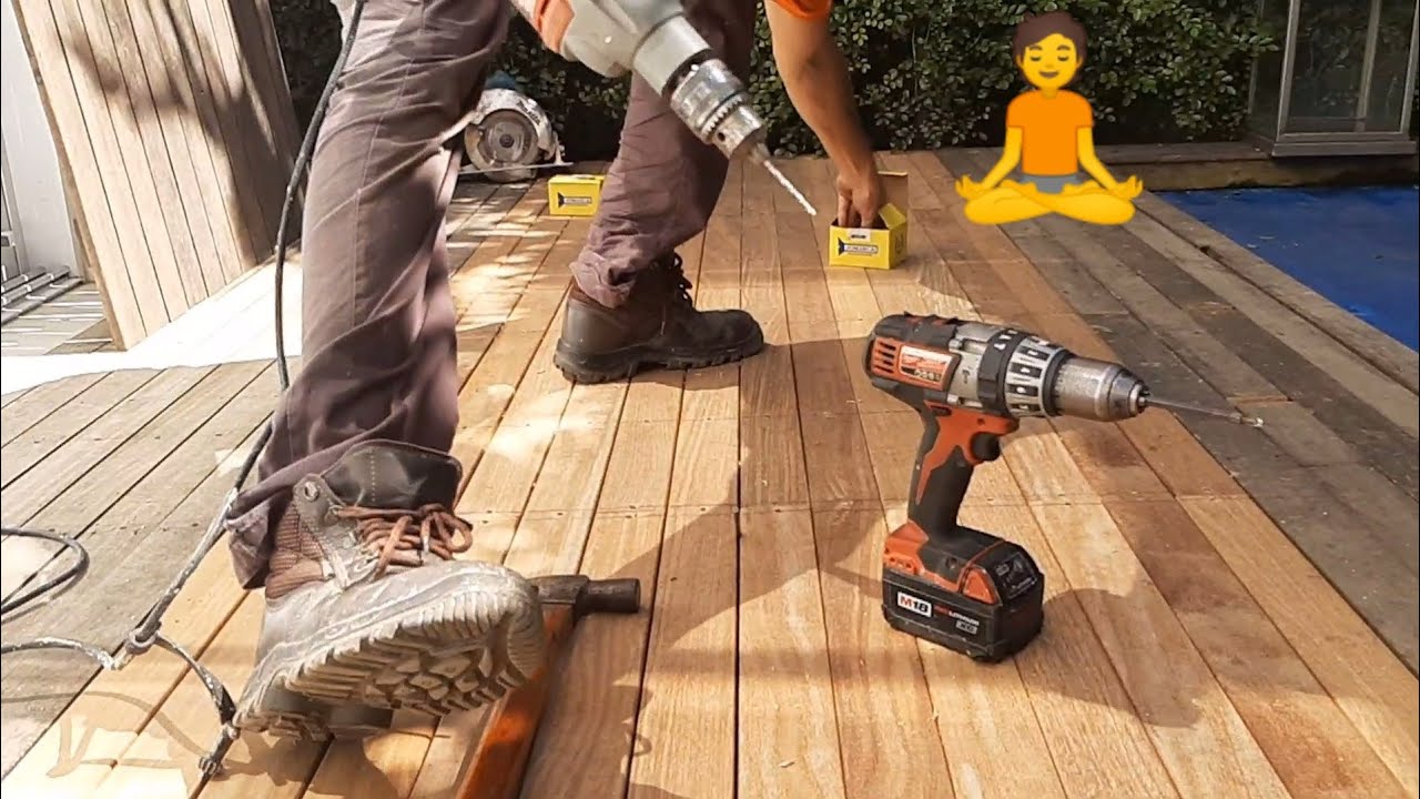 DECK DE PISCINA | COMO FAZEMOS... prego, parafuso,ou clipado? Qual melhor forma de fixação...