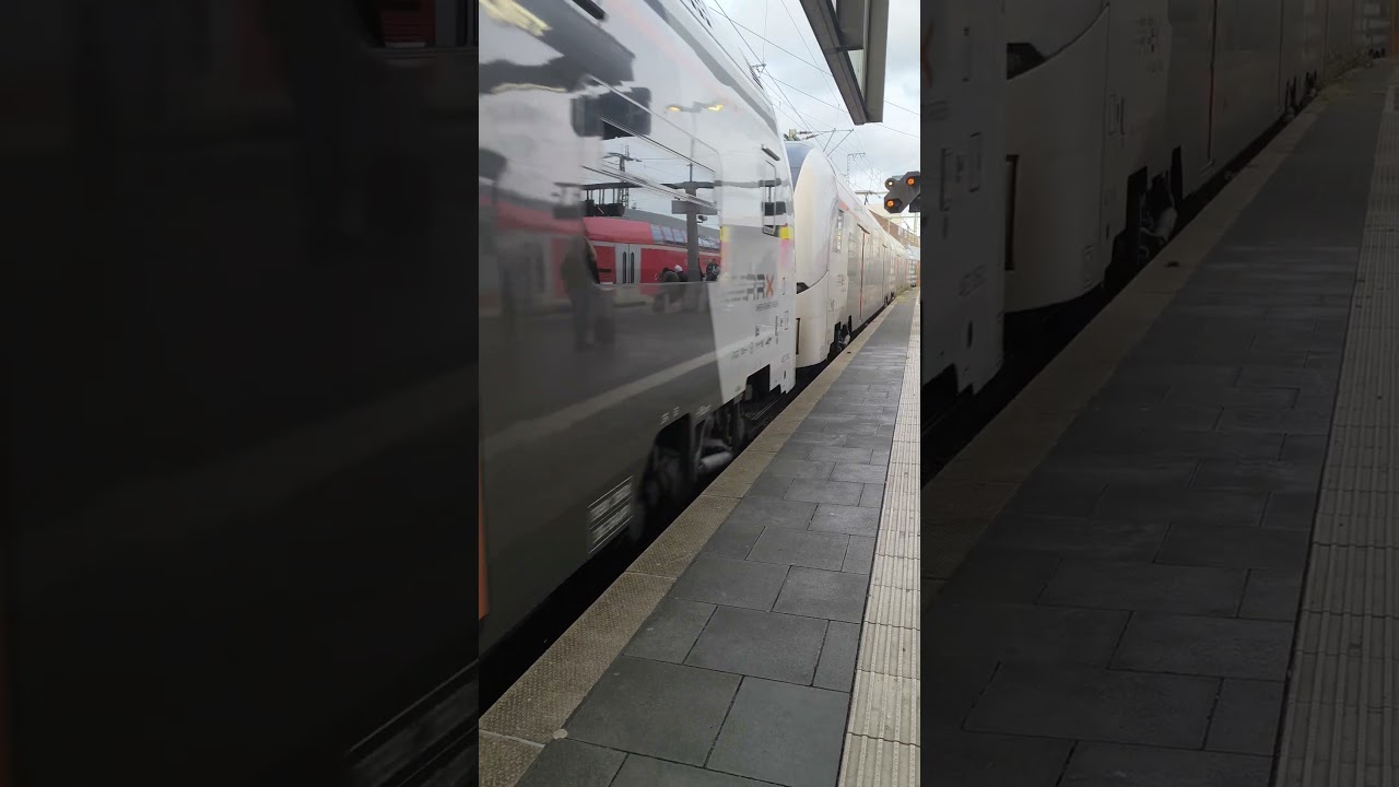 RE6 RRX / Minden (Westf) &ndash; D&uuml;sseldorf &ndash; Neuss &ndash; K&ouml;ln &ndash; K&ouml;ln/Bonn Airport / route length 280 km