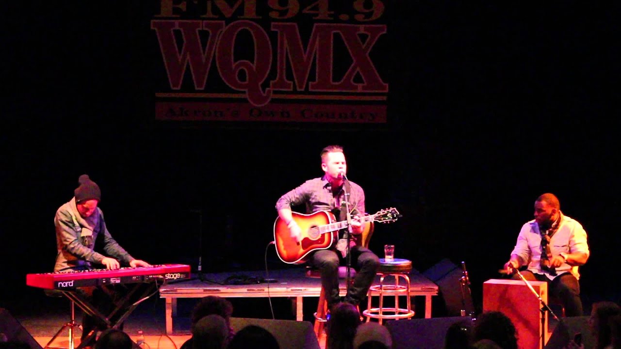 WQMX Tree of Lights Concert with David Nail