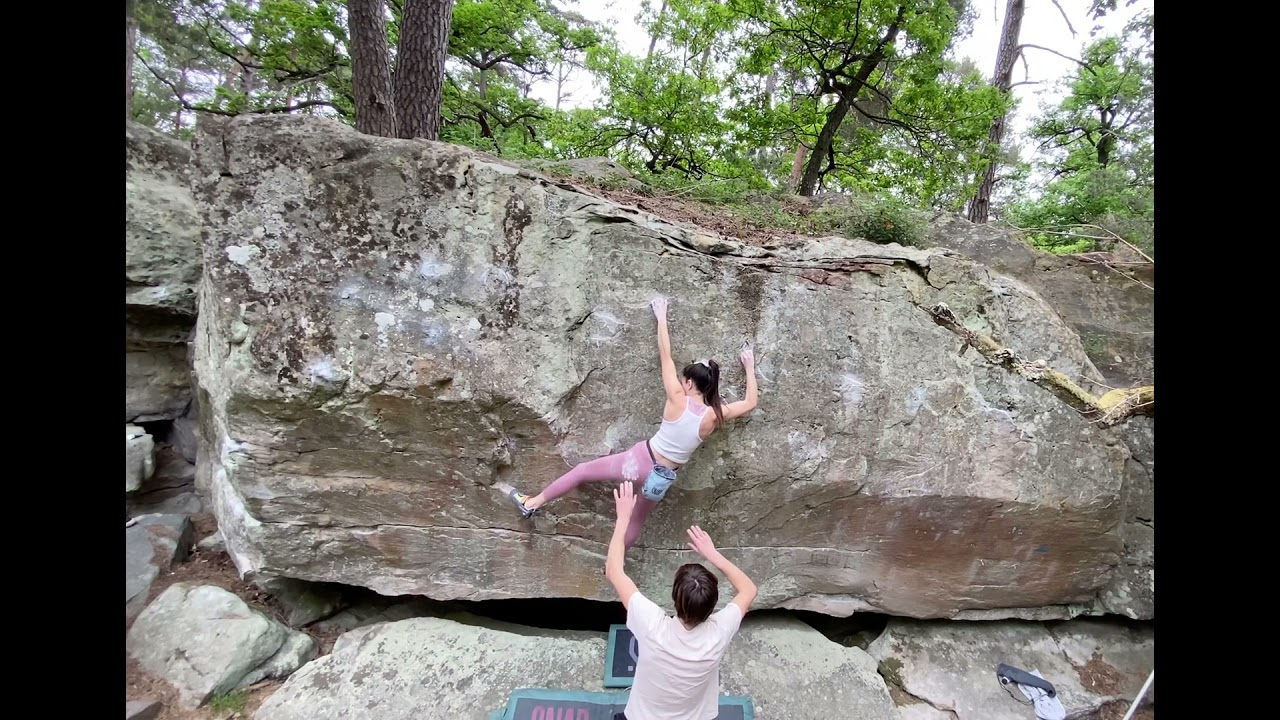 Le Grand Bleu, 7c+. Fontainebleau