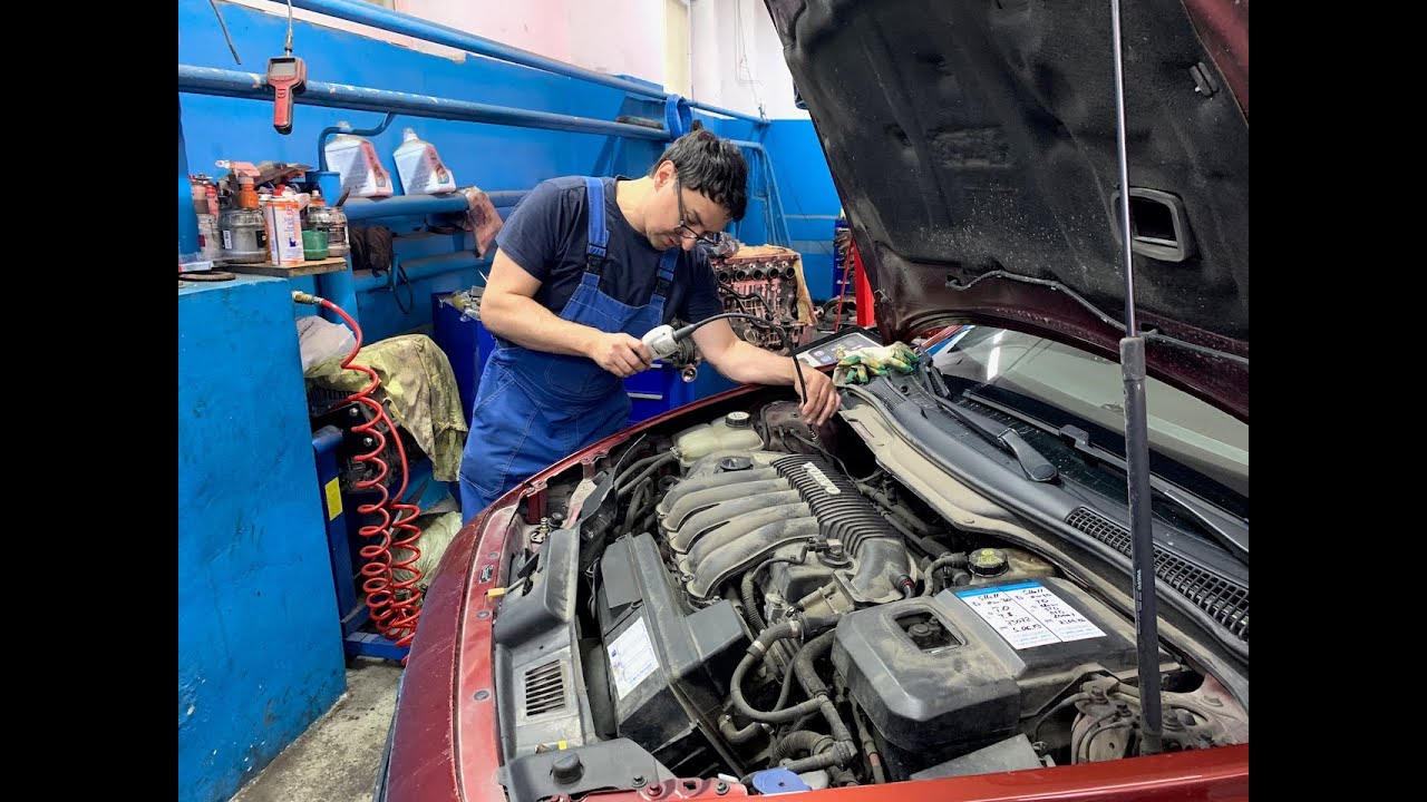 Диагностика и устранение утечки хладагента в климат-системе Volvo s40.