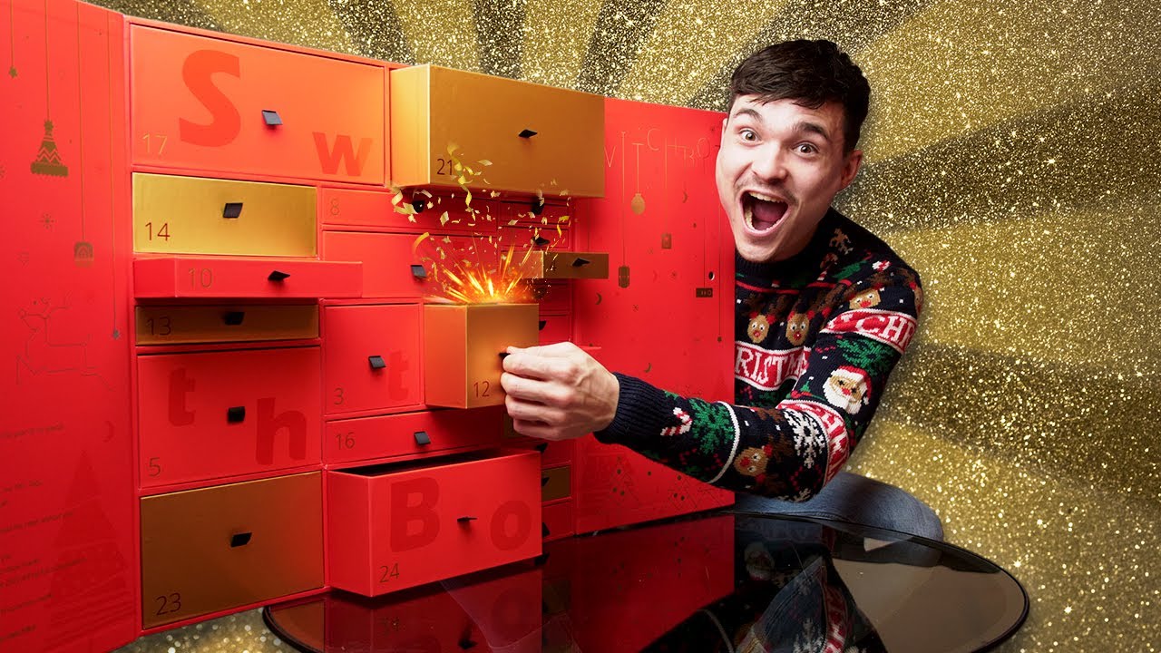 I Unboxed a MYSTERY CHRISTMAS PACKAGE! | SwitchBot Giveaway