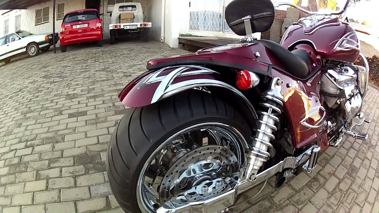 Boss Hoss 502 V8: Walk around