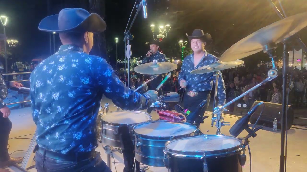 GRUPO TEKILA. MIX DEJALA QUE SE VALLA FERNANDO SALINAS ZOLKAN TIMBALES DRUMS