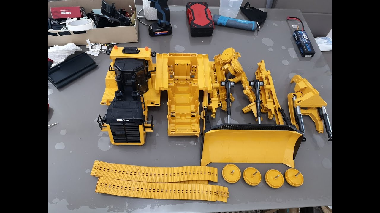Bruder Cat D11 Umbau  Bruder Cat D11 rc aşaması