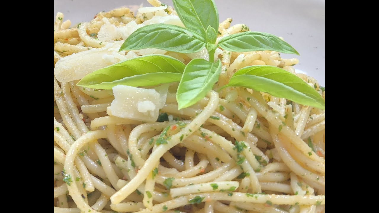 Spaghetti mit Sardellen Butter