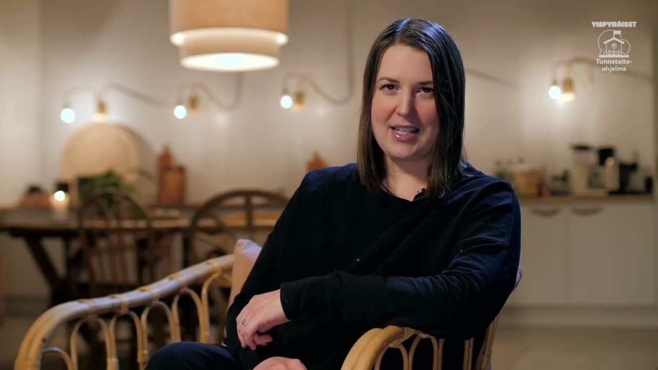 Ympyräiset Tunnetaito-ohjelman esittely | Psykologi Julia Pöyhonen