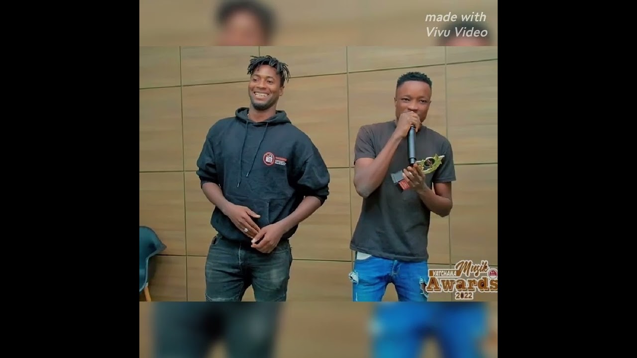 Mp4 Dj LeG & Amstrong - La famille excellence 