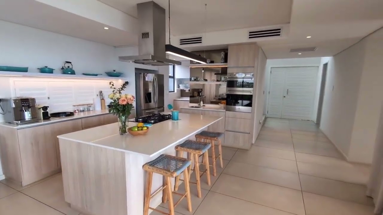 Magnificent Villa for sale in Balize coastal estate 