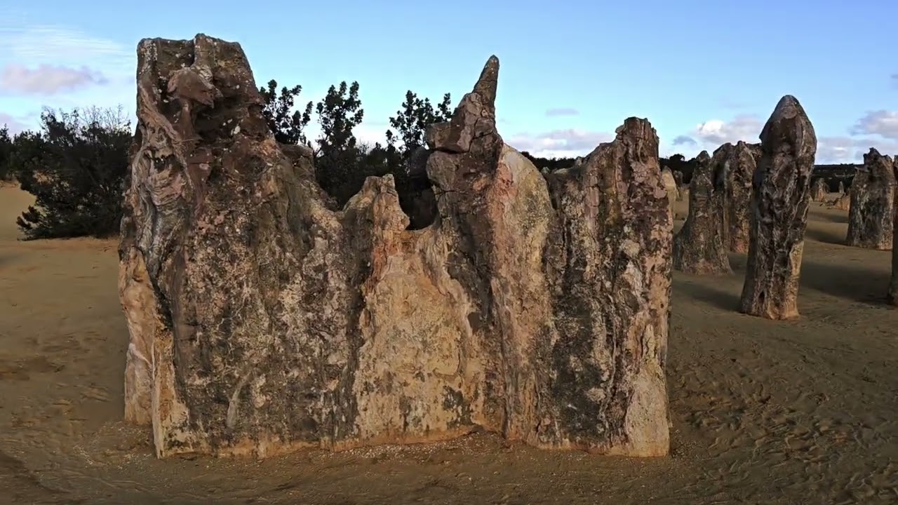Pinnacles Desert 🏜  | Travel Western Australia