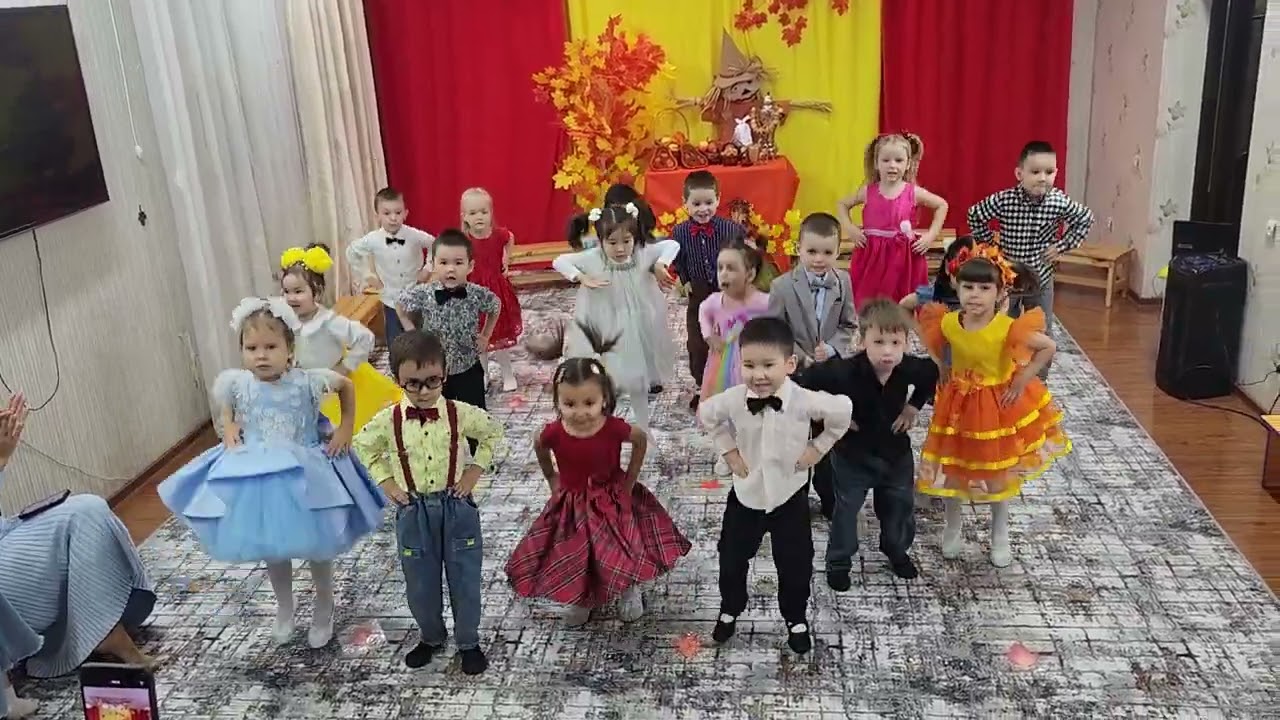 осенний танец, в детском саду. Средняя группа. г.Бишкек