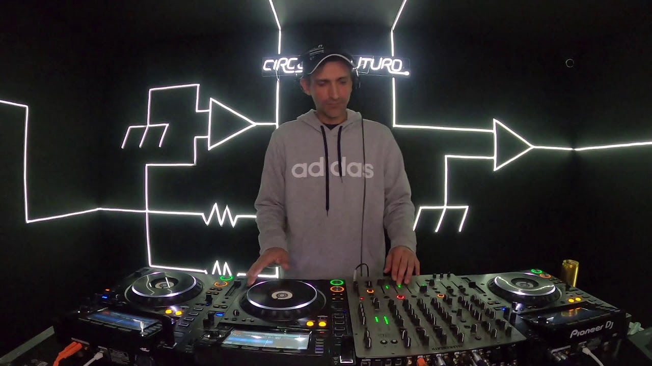 SHOWCASE RE.SET -  SEBASS en vivo ahora mismo
