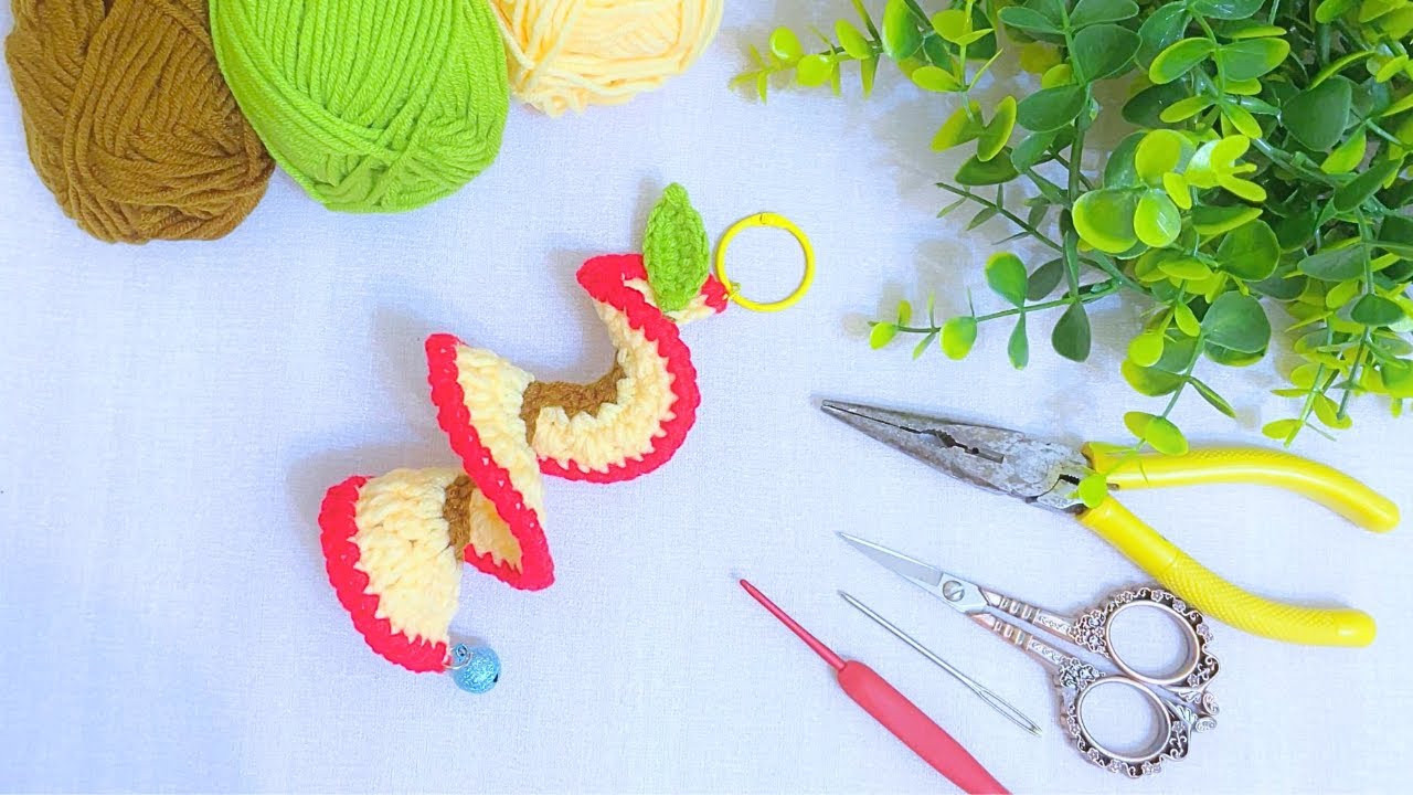 Make a Crochet Apple Wind Chime Keychain for Christmas 🎁