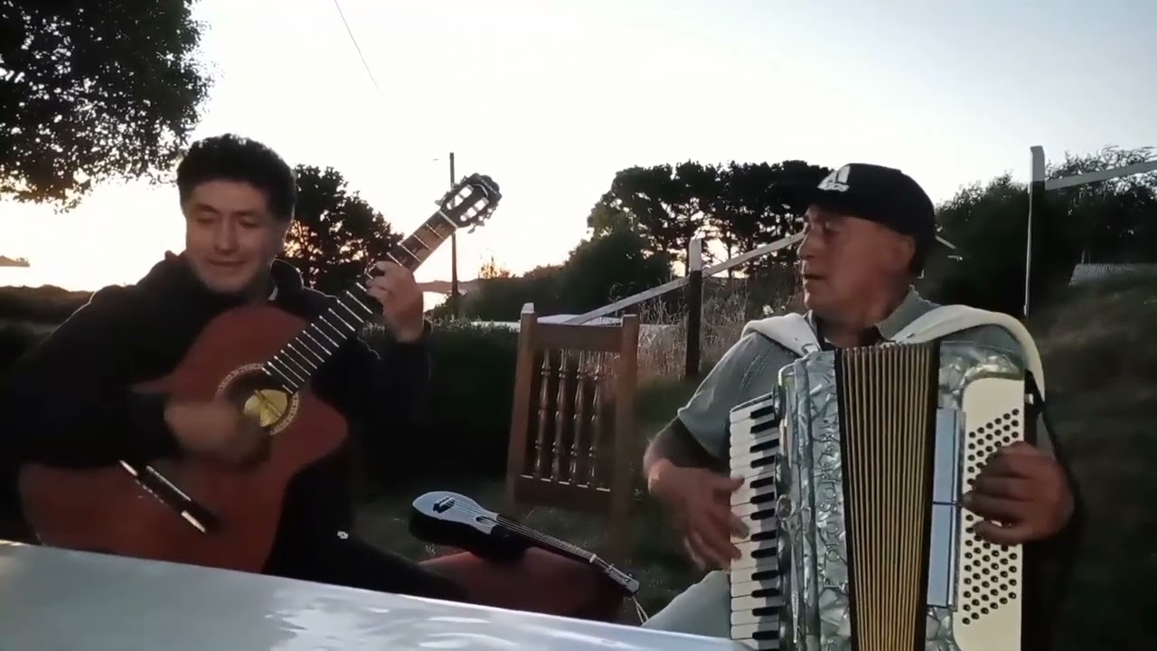 LOS FORASTEROS DEL VALLE - TUVE QUE DEJARLA IR