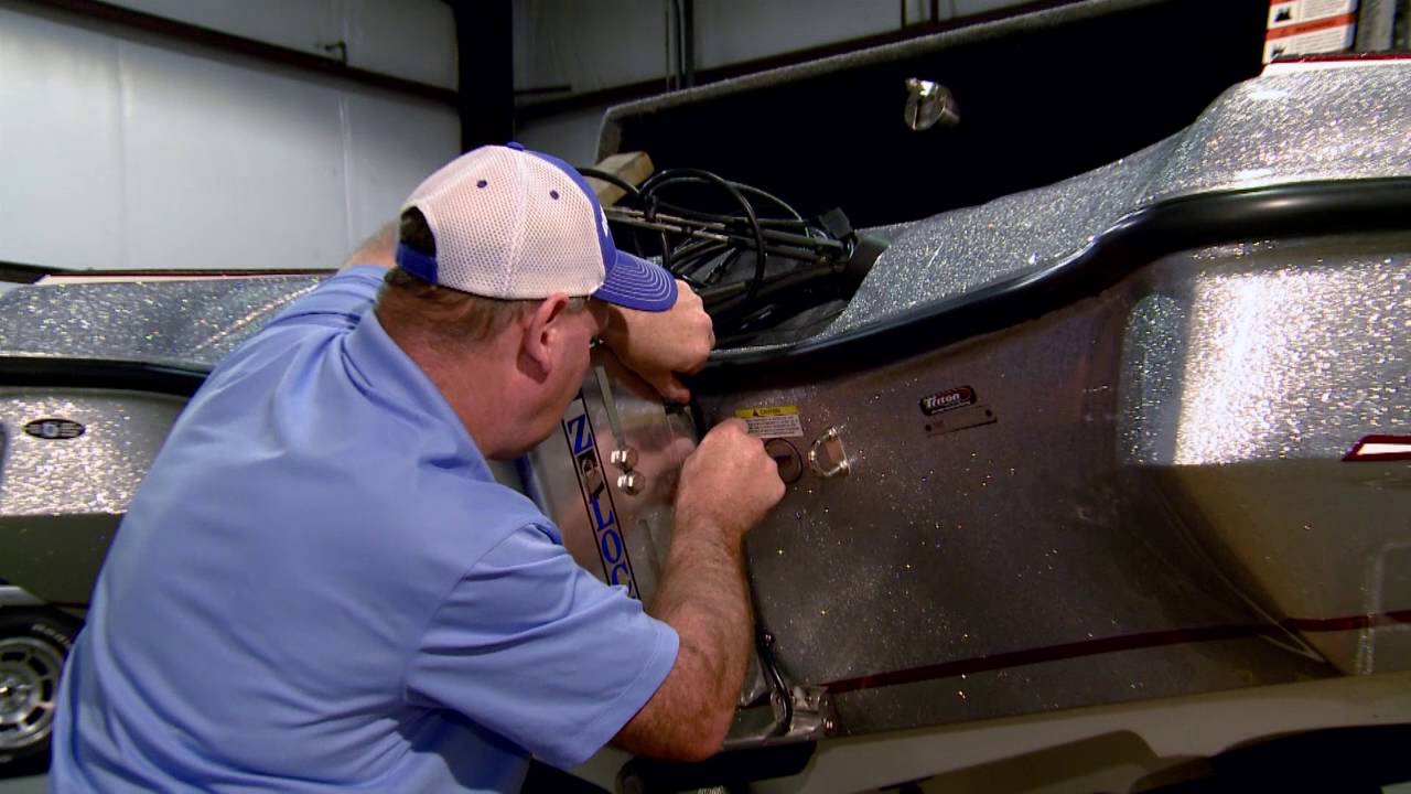 Lowrance StructureScan 3D Installation part 1