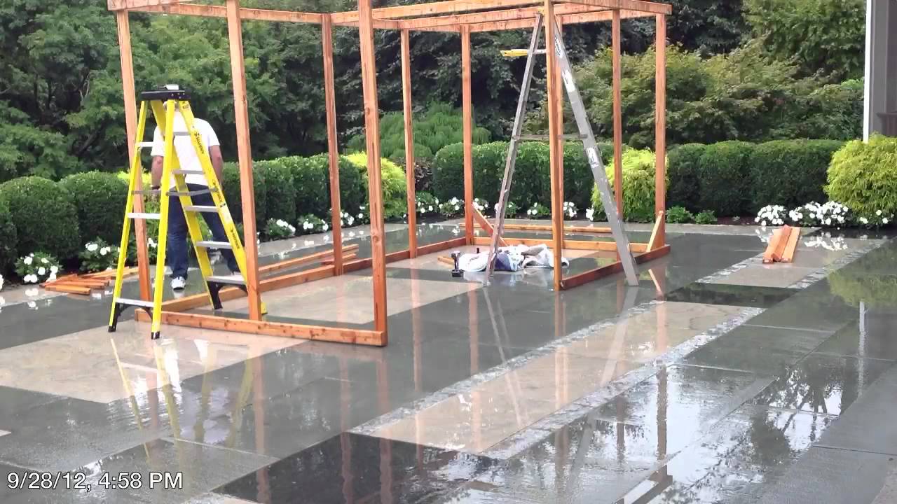Build a Sukkah in 5 minutes!