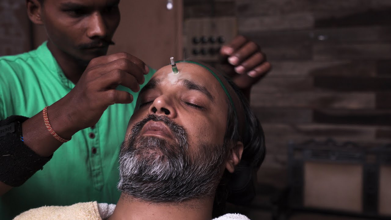 Master Cracker Blackhead removal and Ear Cleaning Face Massage | Indian Massage