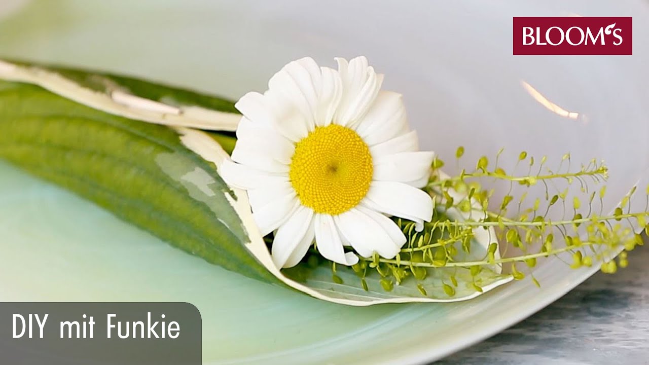 Arrangements mit Funkie | DIY Sommerdeko | summer decoration | BLOOM’s Floristik
