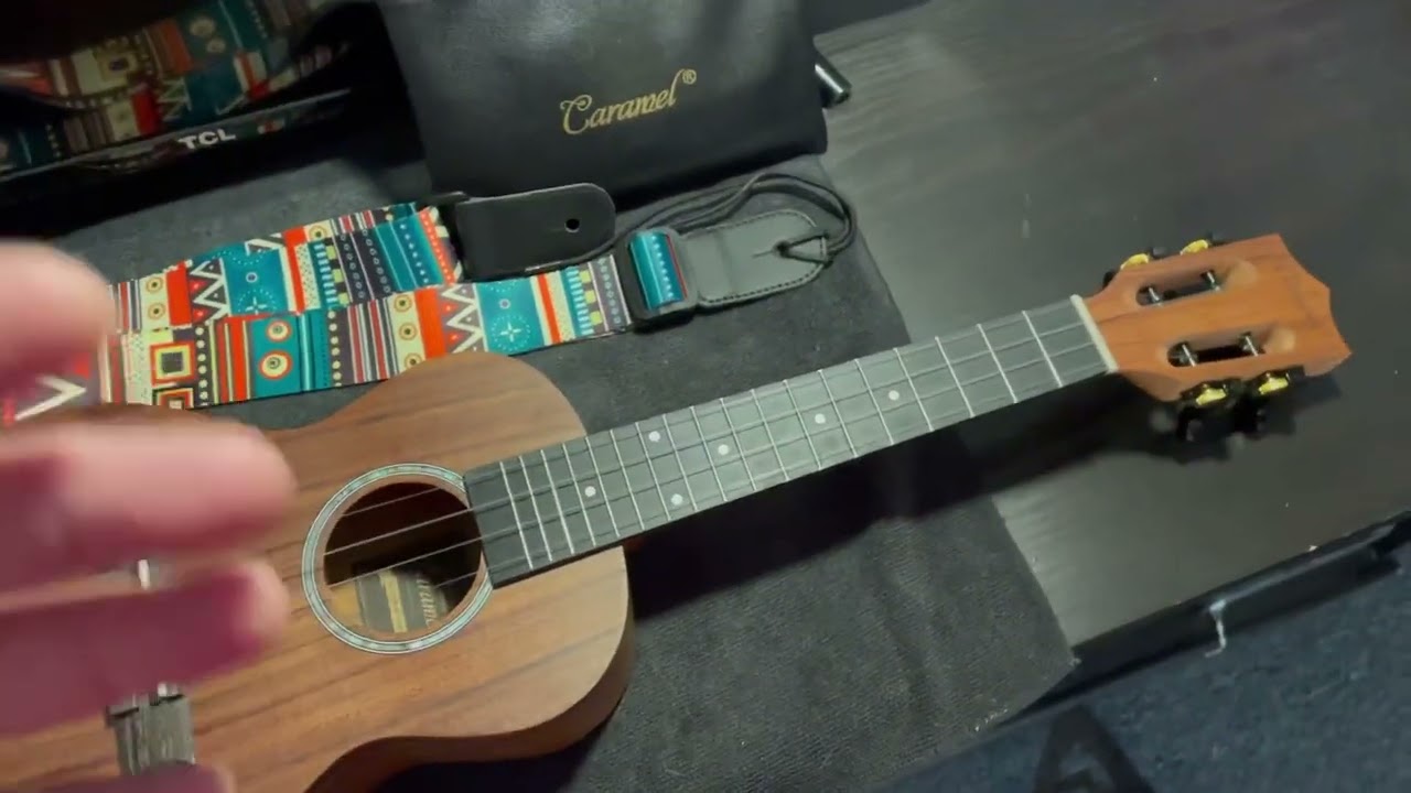 CARAMEL CC207 Acacia laminate Concert ukulele kit