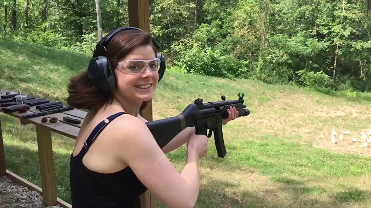 UK Citizen rocking an MP5