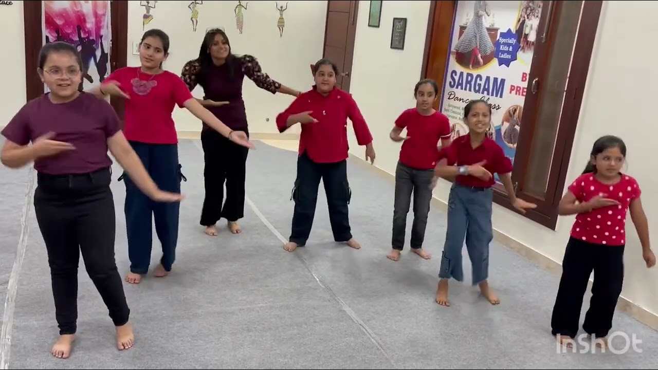 Dance on Danger song |laal color ki saari| Jhanvi kapoor|choreography by Preeti Singla 
