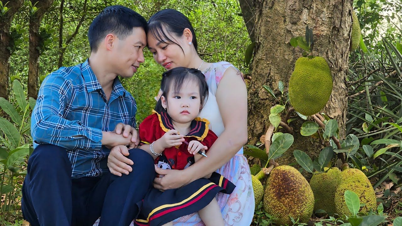 WATERMELON JUICE | Happy Family Making Watermelon Juice – A Cool Drink for Summer Days