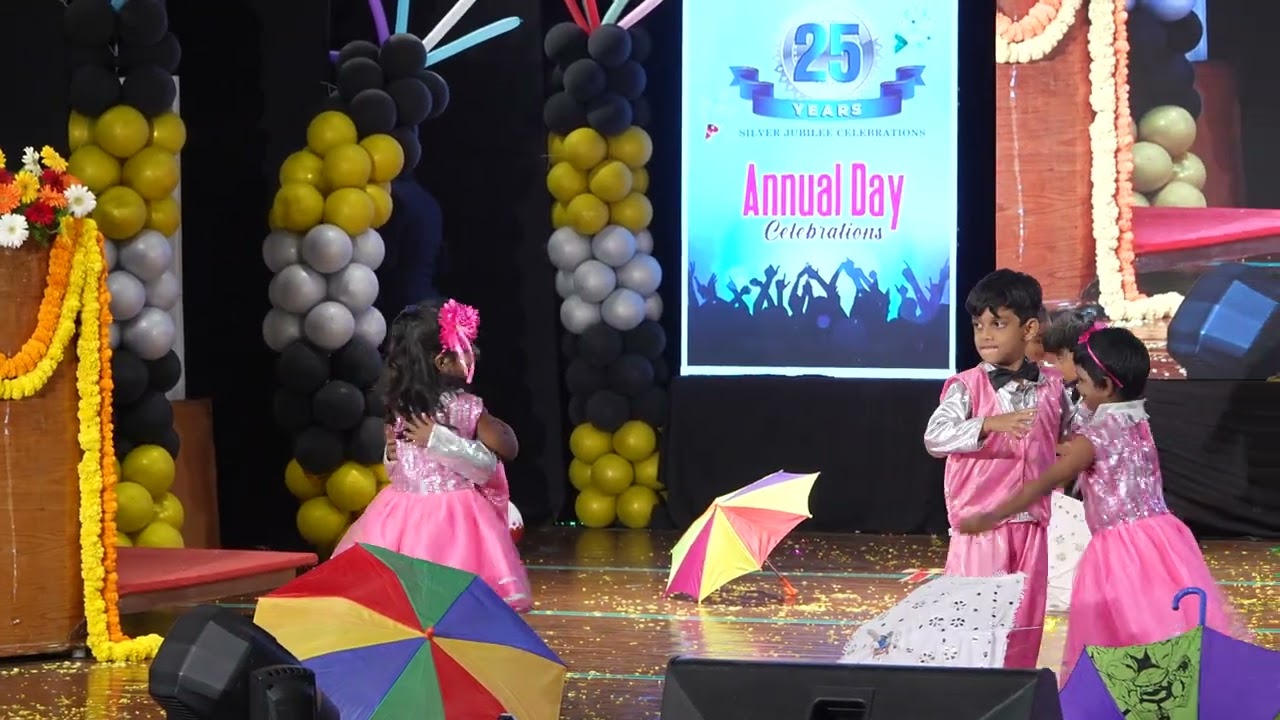 Chinuku Chinuku Dance by SKG students of Blue Bells campus of SREE GEETHANJALI GROUPS OF SCHOOLS