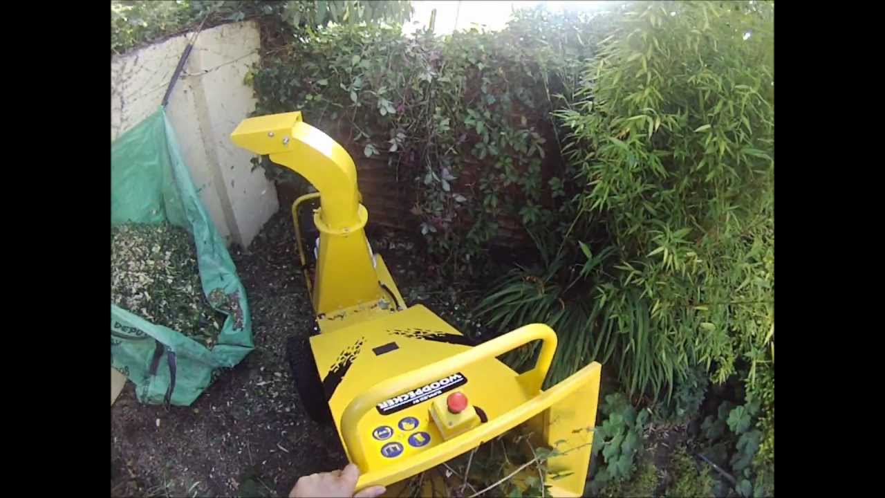 treemankyle using a Jo beau