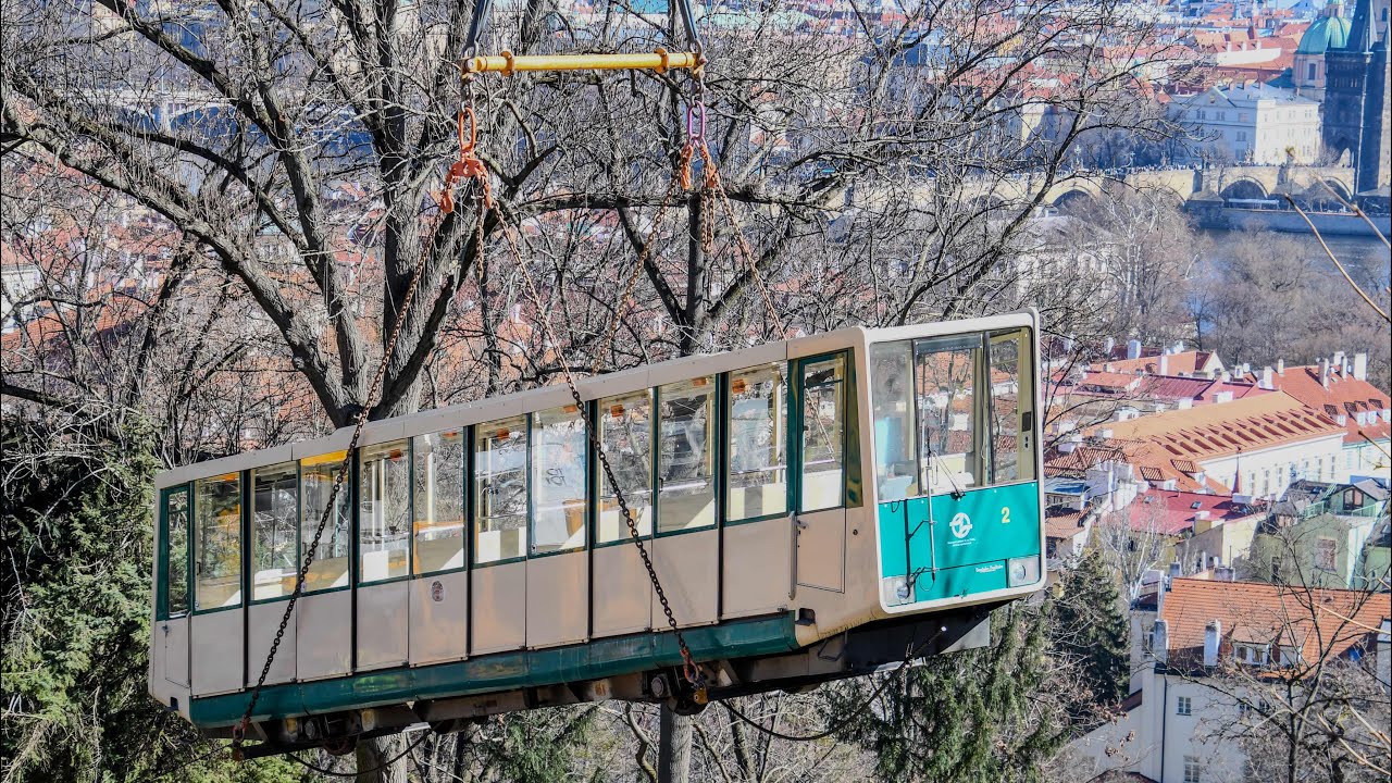 Začala rekonstrukce lanové dráhy na Petřín