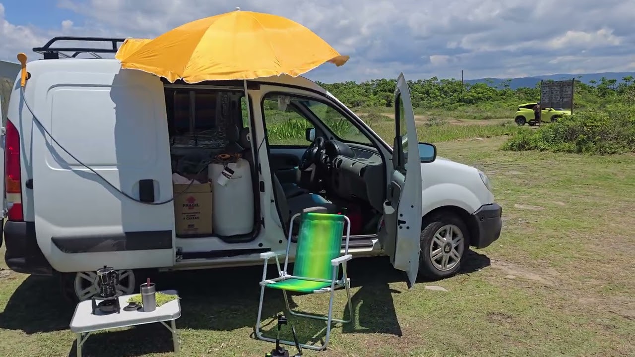 Tour pela Renault Kangoo Kanguru Casinha | Morro do Paranambuco
