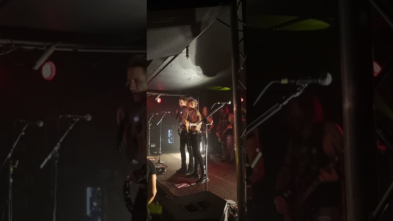 buckcherry live in Ottawa Ontario Canada October 23rd 2021