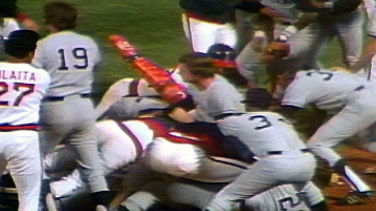 NYY@CAL: Melee erupts after plays at plate