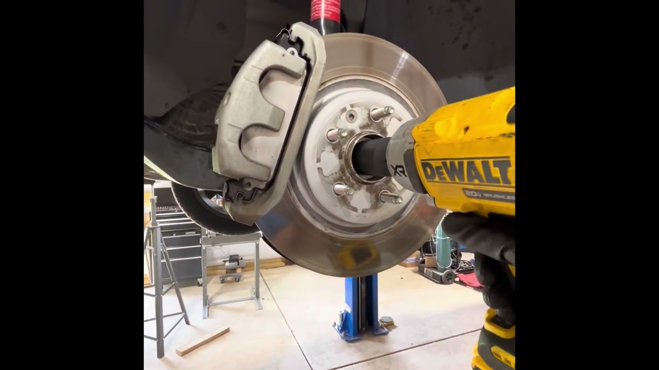Замена полуоси ШРУСа Ford Flex 09-2012